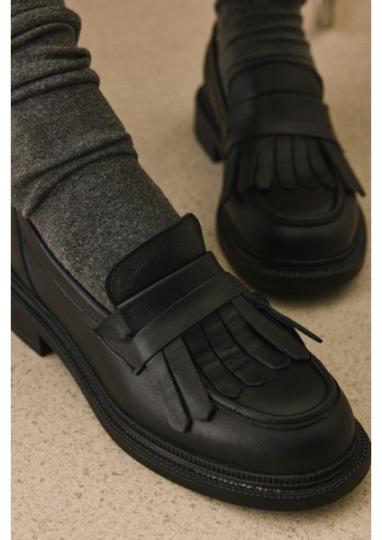 , Kadın Hakiki Deri Ayakkabı 153111Z22402 Siyah modelleri