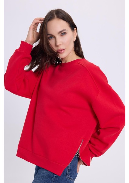 Kadın Oversize Geniş Kesim Pamuklu 3 Iplik Bisiklet Yaka Kırmızı Sweatshirt