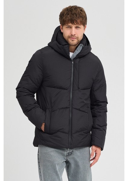 Erkek Kapuşonlu Mont 950 fiyatları