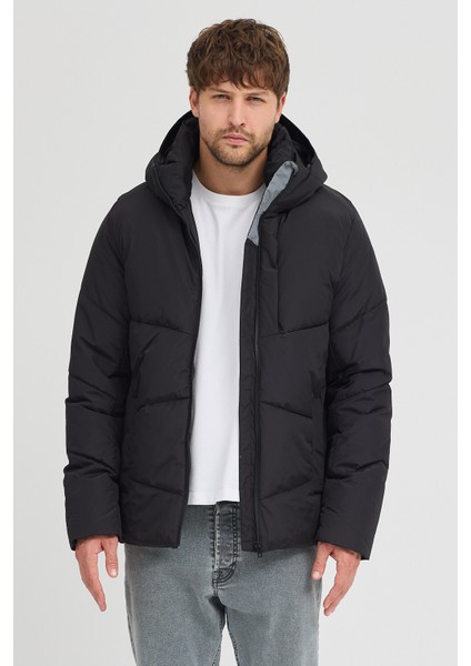 Erkek Kapuşonlu Mont 950 modelleri