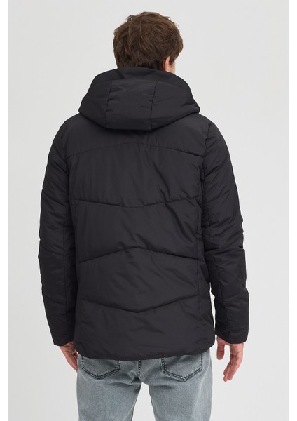 Erkek Kapuşonlu Mont 950 fırsatları