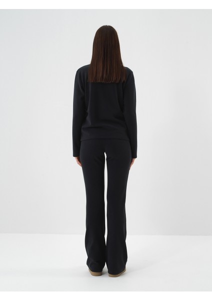 Kadın Lacivert Modal Dokulu Regular Fit Uzun Kollu Tişört fırsatları