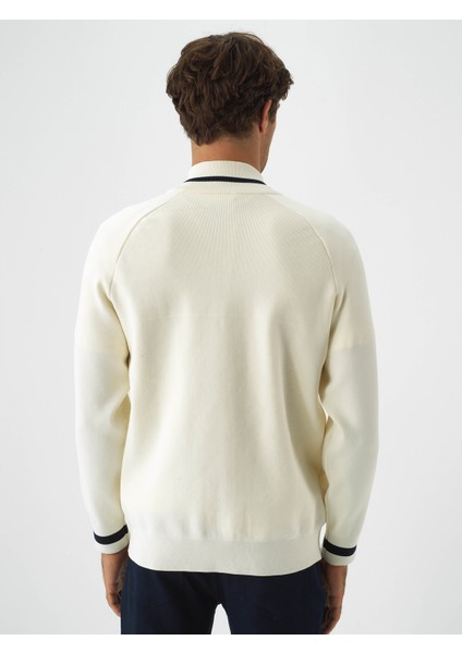 Erkek Ekru Formunu Koruyan Regular Fit Hırka fırsatları