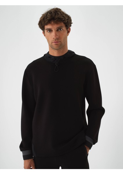 Erkek Siyah Pamuk Dokulu Regular Fit Sweatshirt fiyatları