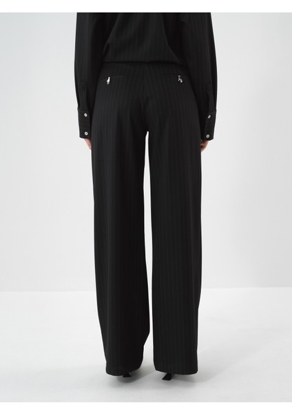 Kadın Siyah Esnek Dokulu Oversize Pantolon fırsatları