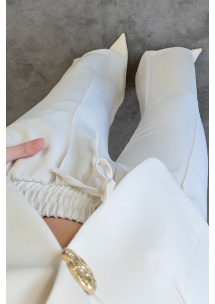 Gold Düğmeli Yelekli Tasarım Takım- Taş