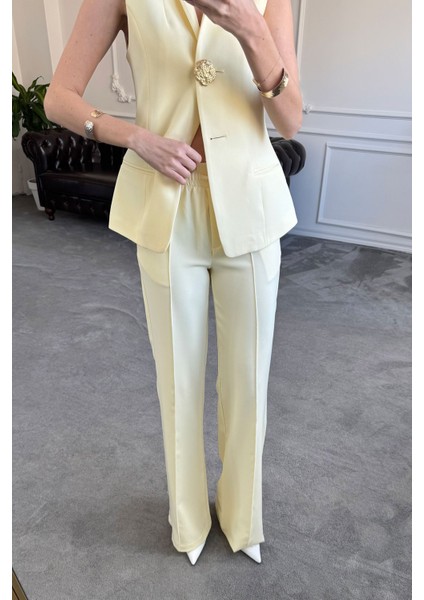 Gold Düğmeli Yelekli Tasarım Takım- Sarı