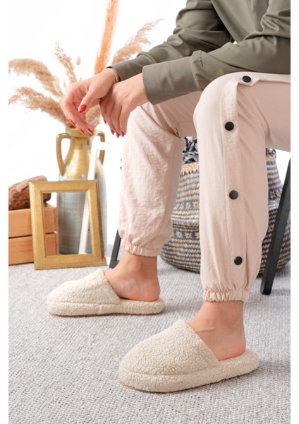 Kuzu Kumaş Yünlü Sessiz Taban Kadın Terlik Kapalı Ev Terliği modelleri