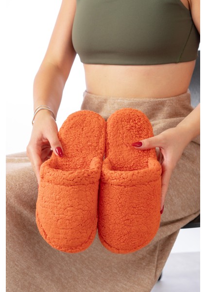 Kuzu Kumaş Yünlü Sessiz Taban Kadın Terlik Kapalı Ev Terliği