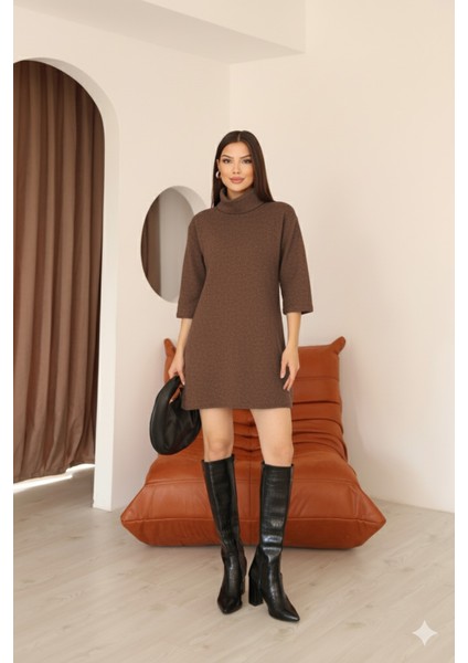 Kadın Kahverengi Selanik Kumaş Boğazlı Geniş Kesim Diz Üstü Elbise modelleri