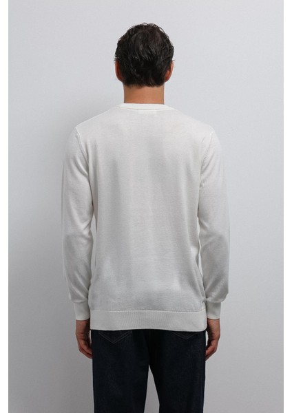 Ekru Yumuşak Dokulu Basic Erkek Kazak