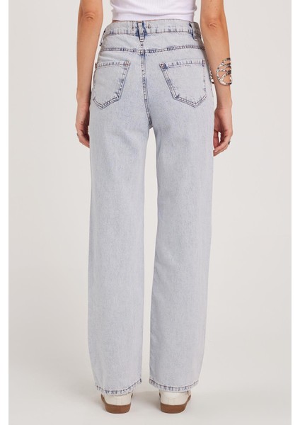 Kadın Regular Fit Klasik Kesim Pamuklu Bol Paça açık Mavi Jean Pantolon