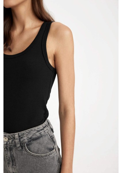 Slim Fit Dar Kesim U Yaka Basic Düz Ribana Atlet C9826AXNS fırsatları