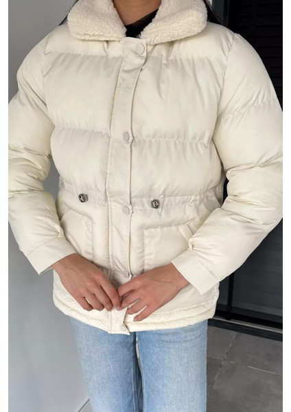 Peluş Yaka Detaylı Astarlı Kadın Şişme Mont P-00018915 modelleri