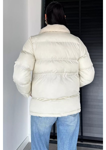 Peluş Yaka Detaylı Astarlı Kadın Şişme Mont P-00018915 fırsatları