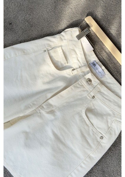 Regular Premium Denim Şort- Beyaz