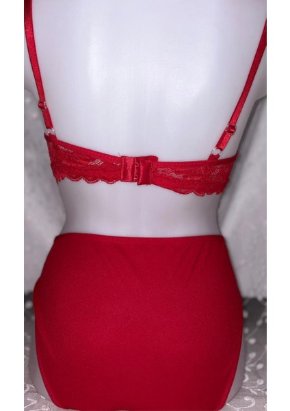 Kırmızı Sütyen Takım