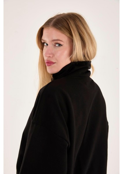 %100 Pamuk Fermuarlı Yüksek Yakalı Kadın Sweatshirt
