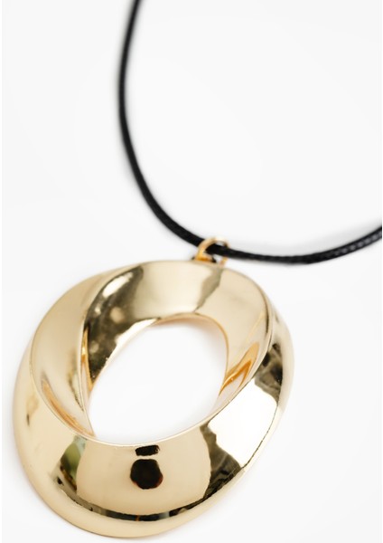 Geometrik Charm Detaylı Kolye modelleri