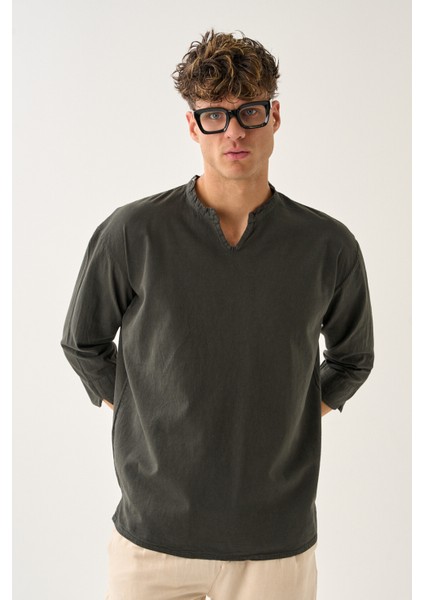 Erkek Fakir Kol V Yaka Rahat Kalıp %100 Pamuk Gömlek E223