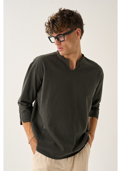 Erkek Fakir Kol V Yaka Rahat Kalıp %100 Pamuk Gömlek E223