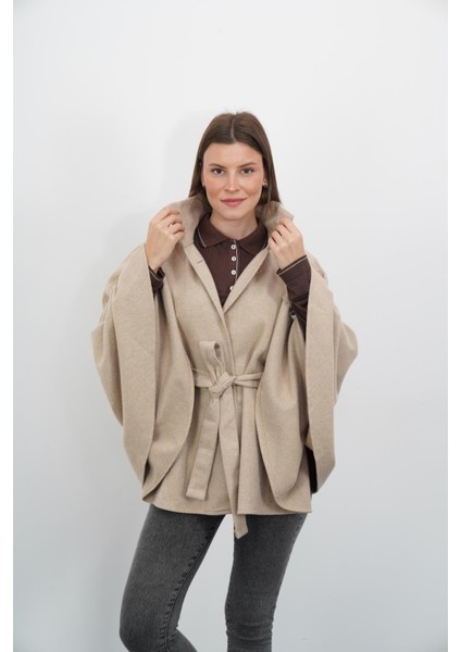 Dik Yaka Kuşaklı Kaşe Panço-Bej