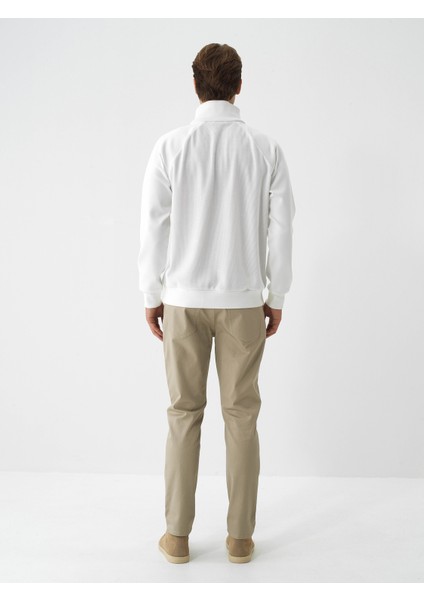 Erkek Ekru Pamuk Dokulu Regular Fit Sweatshirt indirimleri