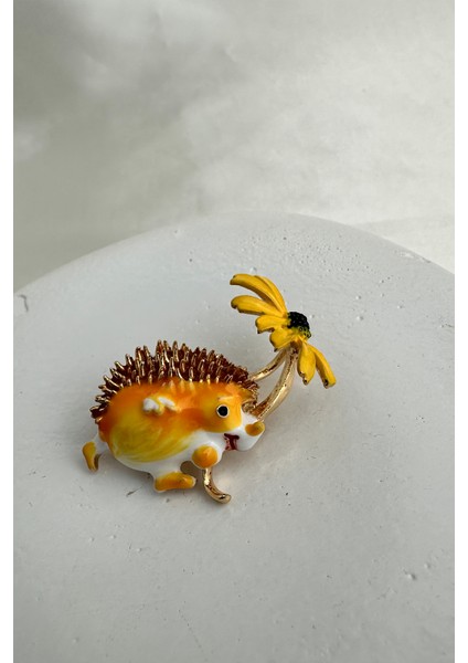 Papatya Detay Sevimli Kirpi Broş (4cm) fiyatları