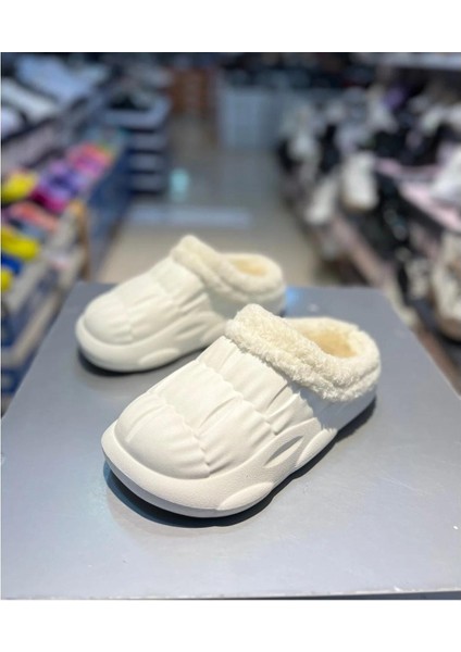 Kadın Kaymaz Taban Ev Içi Peluş Terlik fiyatları