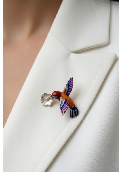 Beyaz Çiçek Detay Rengarenk Kuş Broş (3cm)