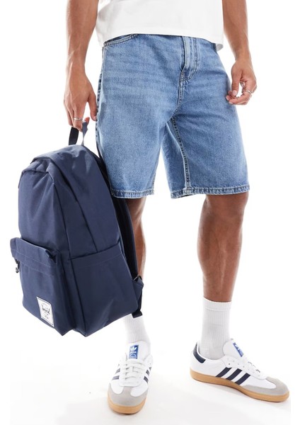 Classic Backpack Navy 26L Uisex (43CM x 32CM x 16,5cm) Sırt Çantası Lacivert modelleri