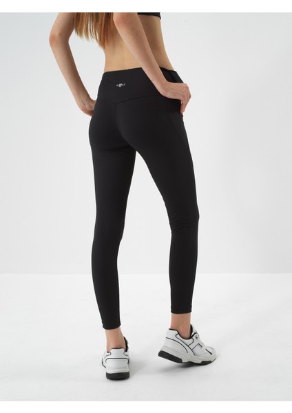 Kadın Siyah Esnek Dokulu Slim Fit Tayt fırsatları