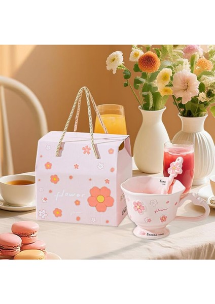 Çiçek Tasarımlı Kaşıklı Seramik Kupa Özel Kutusunda 1972