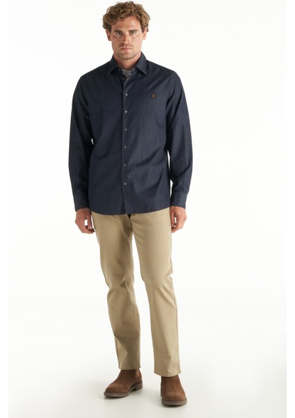 Comfort Fit Klasik Yaka Düz Koyu Mavi Erkek Gömlek TBMRSH1082 fiyatları