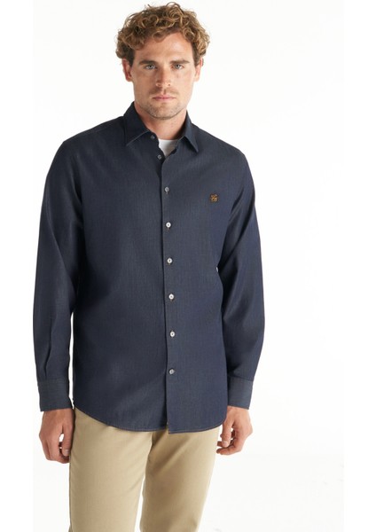 Comfort Fit Klasik Yaka Düz Koyu Mavi Erkek Gömlek TBMRSH1082 modelleri