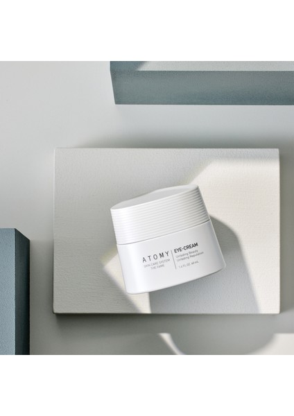 The Fame Göz Kremi – Aydınlık, Genç ve Canlı Bakışlar Için Kore Mucizesi