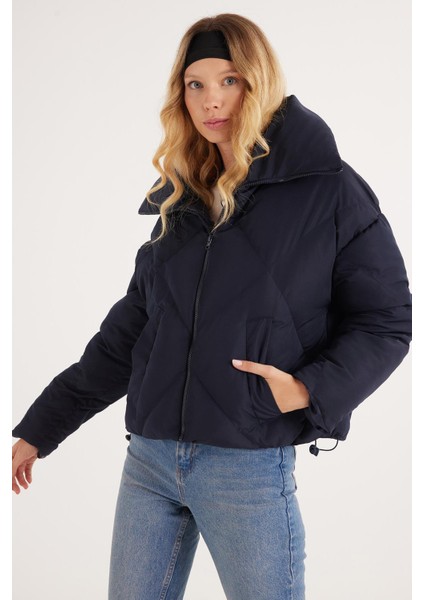 Kadın Oversize Geniş Kesim Şişme Dik Yaka Lacivert Mont indirimleri