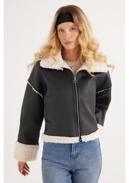 Kadın Regular Fit Klasik Kesim Içi Kürklü Kol Detaylı siyah Deri Mont indirimleri