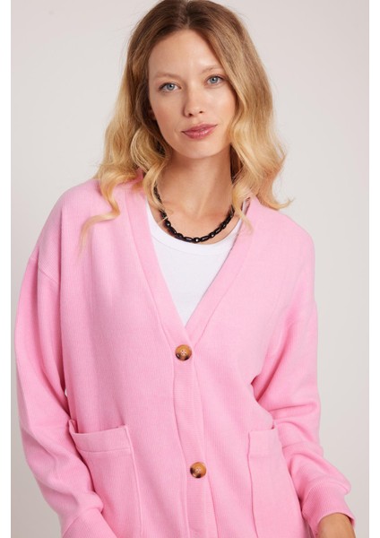 Kadın Relax Fit Rahat Kesim Örme Kumaş Çift Cepli V Yaka Pembe Hırka fiyatları