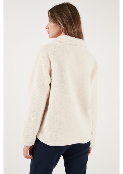 Regular Fit Klasik Yaka Göğüs Cep Detaylı Peluş Hırka Polar Bayan Polar 5866437