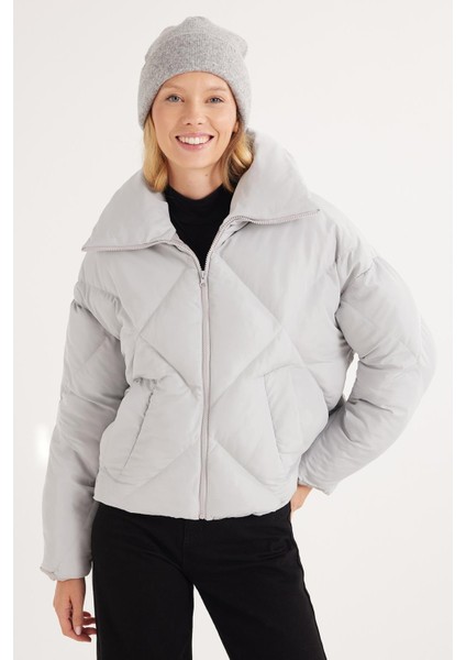 Kadın Oversize Geniş Kesim Şişme Dik Yaka Gri Mont