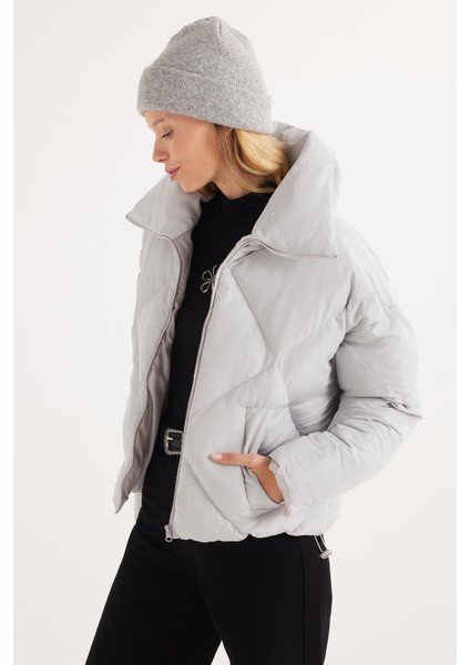 Kadın Oversize Geniş Kesim Şişme Dik Yaka Gri Mont indirimleri