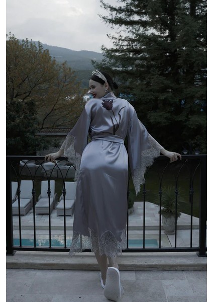 Gri Fransız Dantelli Yarasa Kol Saten Kimono fiyatları