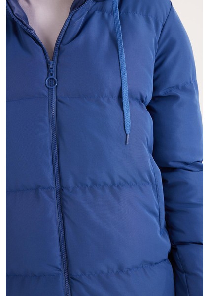 Kadın Relax Fit Rahat Kesim Su Geçirmez Kapüşonlu Lacivert Mont modelleri