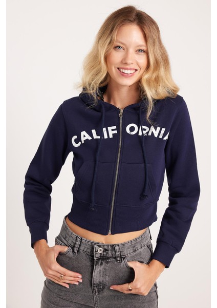 Kadın Slim Fit Dar Kesim Pamuklu Kapüşonlu Baskılı Lacivert Hırka modelleri