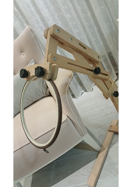 Yuvarlak Kasnak Tutucu Ahşap Stand ( Tüm Iğneli/telli/ Vidalı Yuvarlak Kasnak Bağlanabilir Özellik)