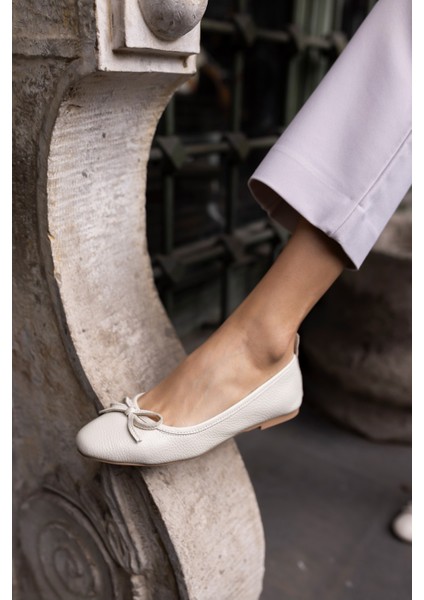 Lumbo Kadın Bej Gercek Deri Babet