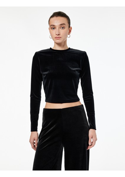 Uzun Kollu Bisiklet Yaka Slim Fit Kadife Crop Tişört modelleri