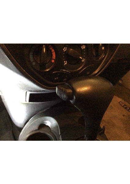 Ford Focus 3 Arka Cam Sileceği Kapağı - 6847333