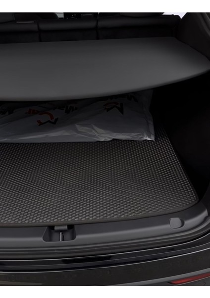 Tesla Model Y Uyumlu Araca Özel Bagaj Havuzu